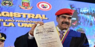 Nicolás Maduro honoris causa en defensa