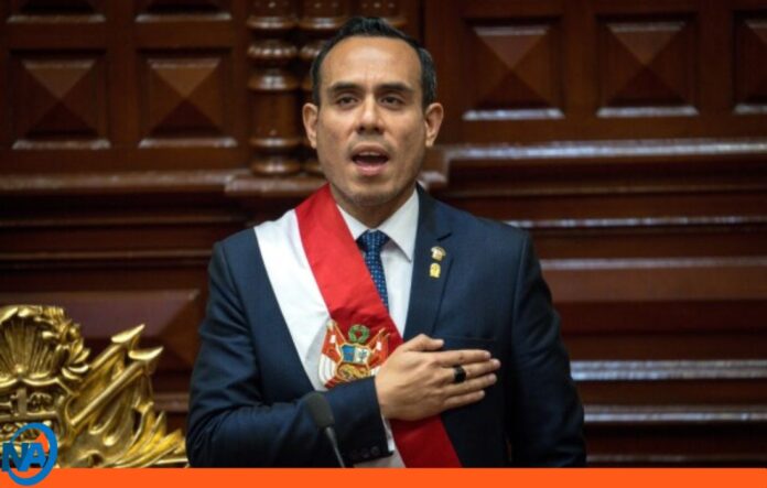 Perú nuevo presidente interino Perú nuevo presidente interino