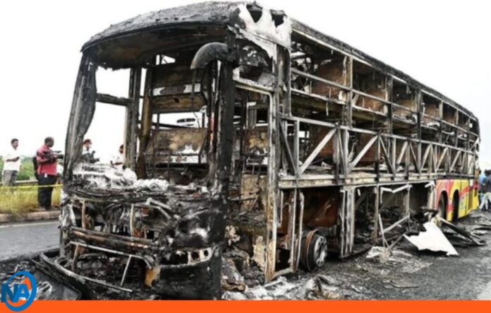 India: 20 muertos en incendio de autobús
