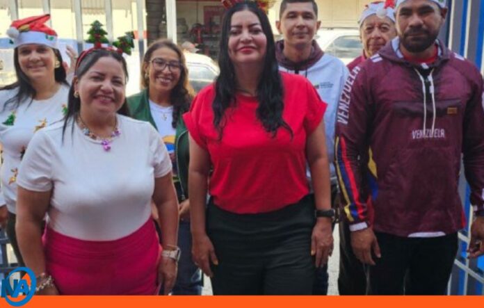 Estudiantes carabobeños dieron inicio a la Navidad Estudiantes carabobeños dieron inicio a la Navidad