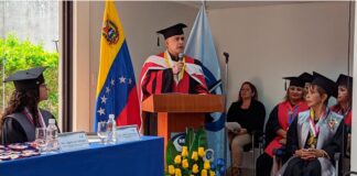 Saab presidió acto solemne de 169 profesionales