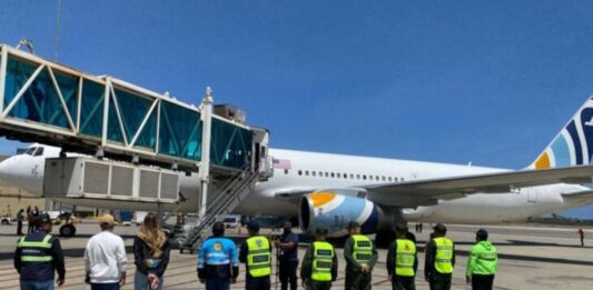 "Vuelta a la Patria" repatria 278 venezolanos desde México