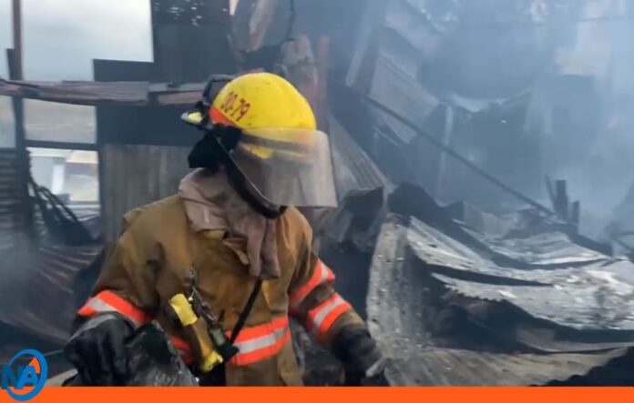 Incendio en Baruta deja un fallecido