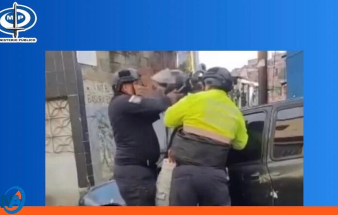 Orden de aprehensión contra dos funcionarios policiales