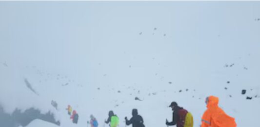 senderistas rescatados Everest