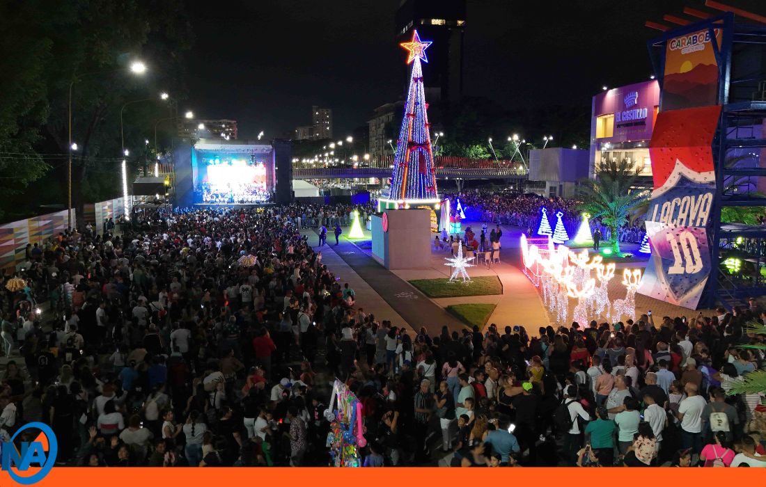 Lacava y Castillo Encendido Navideño en Valencia-3-3