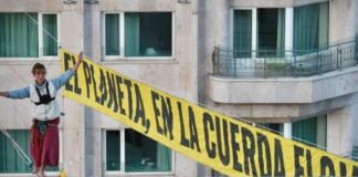 Protesta Greenpeace en Madrid por justicia climática
