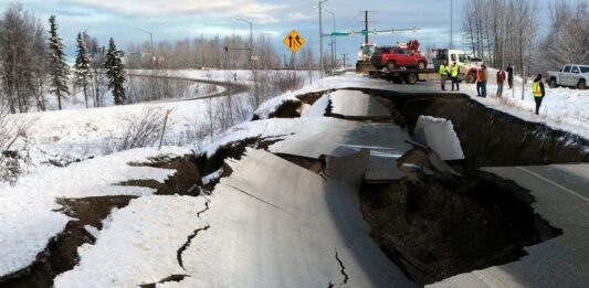 Sismo de magnitud 6.0 sacude Alaska