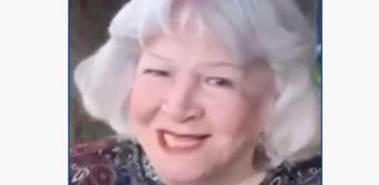 locutora Limpiador Más