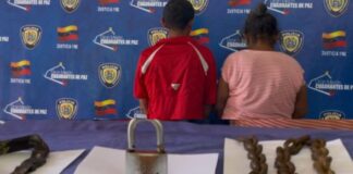 niño encadenado Falcón