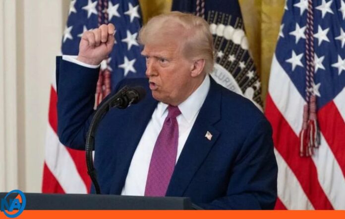 Trump suspende solicitudes de inmigración Trump suspende solicitudes de inmigración