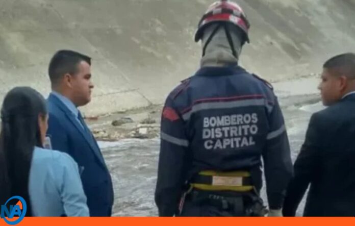 bomberos cuerpo sin vida río guaire bomberos cuerpo sin vida río guaire