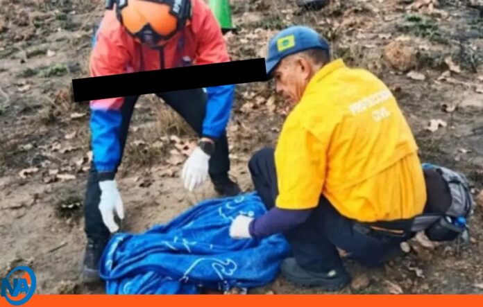 Una familia que viajaba por la Autopista Simón Bolívar fue víctima de un trágico accidente este domingo 30 de noviembre, cuando su vehículo volcó