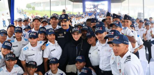 Maduro inaugura Academia del Servicio de Policía