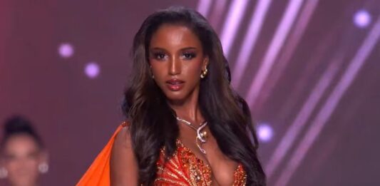 Miss Universo repatria a Miss Jamaica