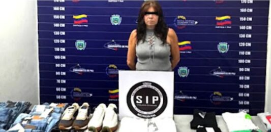 Detenida en Sambil Chacao mujer por robar