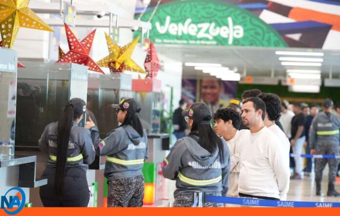 Arriban 218 Venezolanos al país