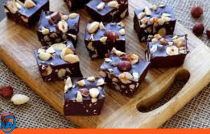 Turrón de chocolate y frutos secos