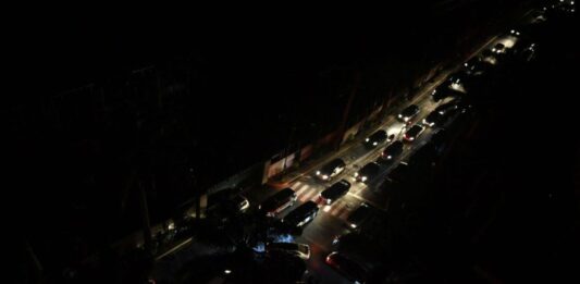 Apagón masivo afecta a hogares en California