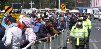 Ecuador restringe pasos fronterizos Colombia y Perú