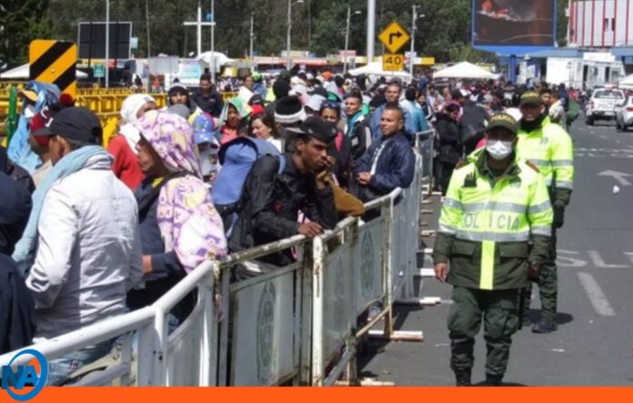 Ecuador restringe pasos fronterizos Colombia y Perú