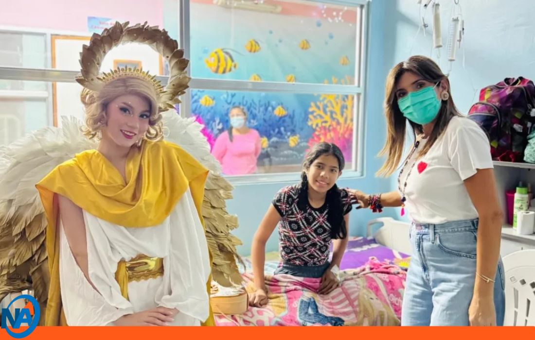 Nancy de Lacava entregó juguetes en Pediatría de la CHET.1-1