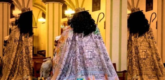 Divina Pastora traje típico nacional