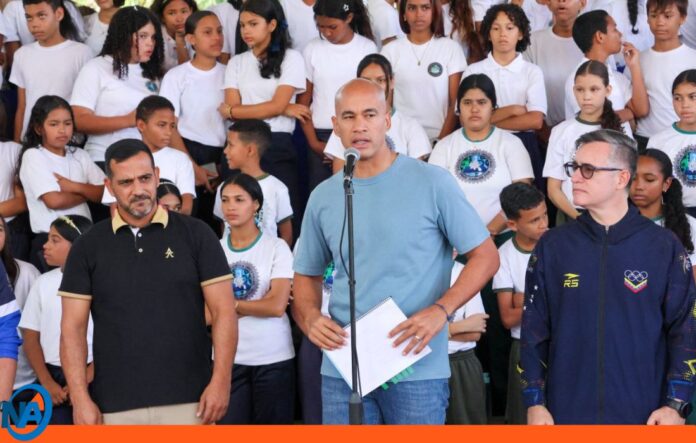 Héctor Rodríguez aulas de educación inicial Héctor Rodríguez aulas de educación inicial