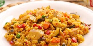 arroz con pollo y vegetales