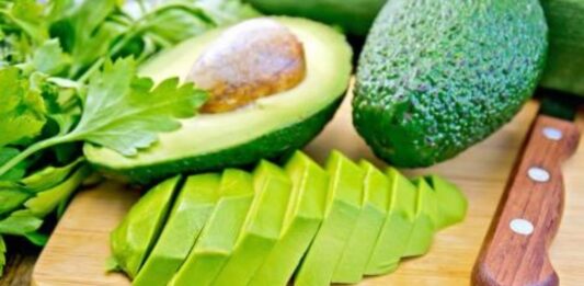 Aguacate el rey de nuestra mesa