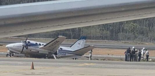 Avión aterriza de emergencia Maiquetía