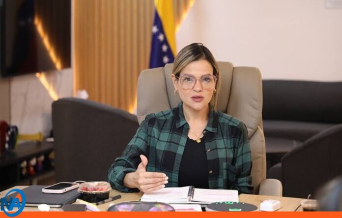 Dheliz Álvarez presidenta Venetur Dheliz Álvarez presidenta Venetur
