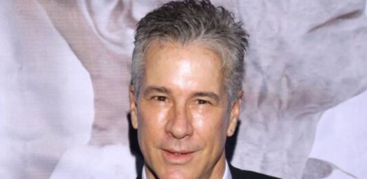 Fernando Carrillo denuncia Ministerio Público