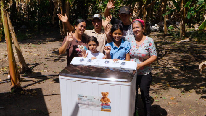 Frigilux-Tradiciòn Frigilux tradicción familia venezolana
