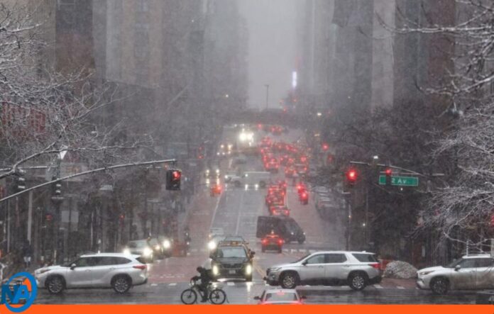 Nueva York toque de queda tormenta nieve