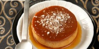 Quesillo de coco venezolano