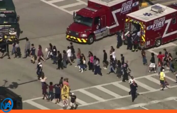 Tiroteo masivo en escuela en Tumbler Tiroteo masivo en escuela en Tumbler