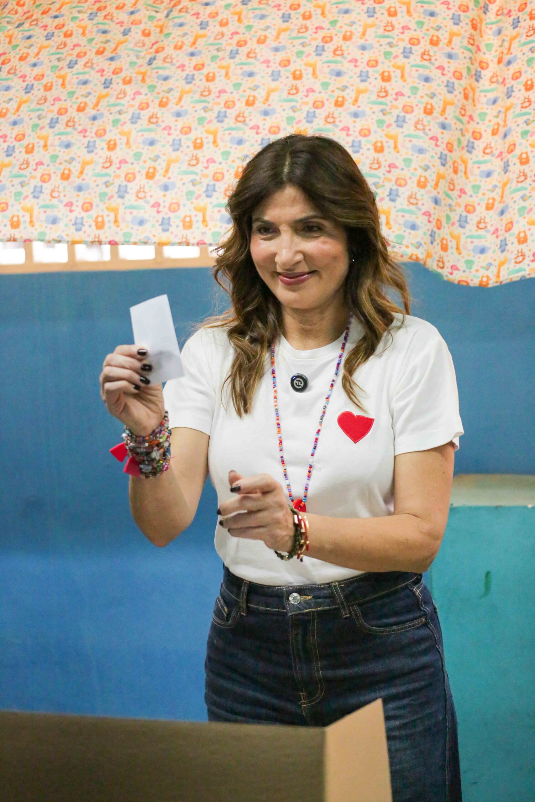 Gobernador Lacava ejerció su voto 1-1-