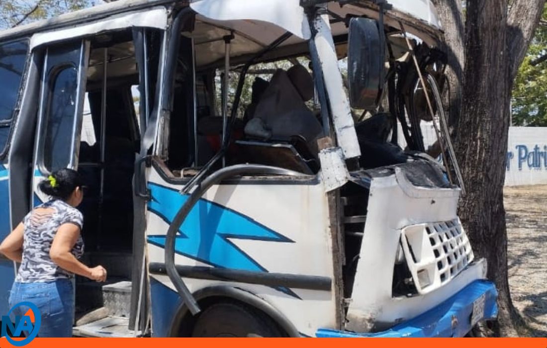 Accidente en la Intercomunal Turmero-Maracay deja un fallecido 2-2