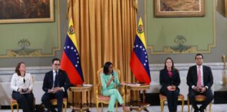 Delcy Rodríguez reunión con inversionistas