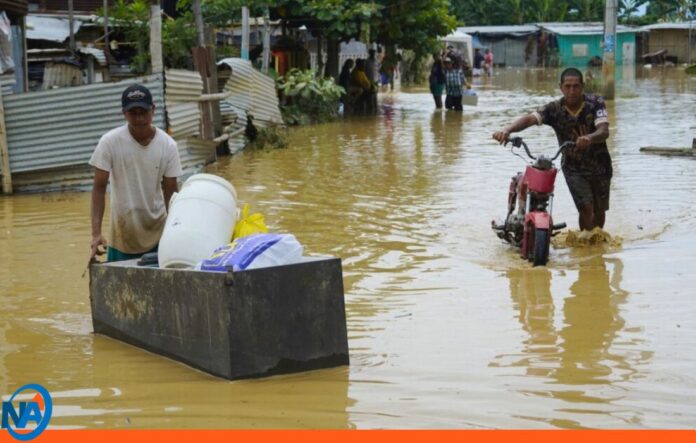 Ecuador por lluvias deja 15 muertos (2) Ecuador por lluvias deja 15 muertos