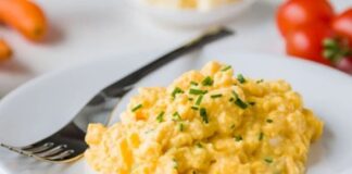 Huevos revueltos con avena