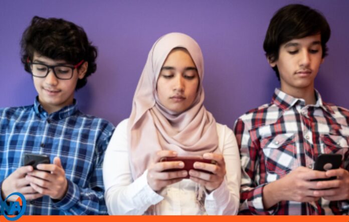 Indonesia prohibición redes sociales menores