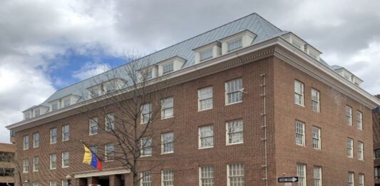 OFAC autoriza trámites embajada venezolana en EE. UU.