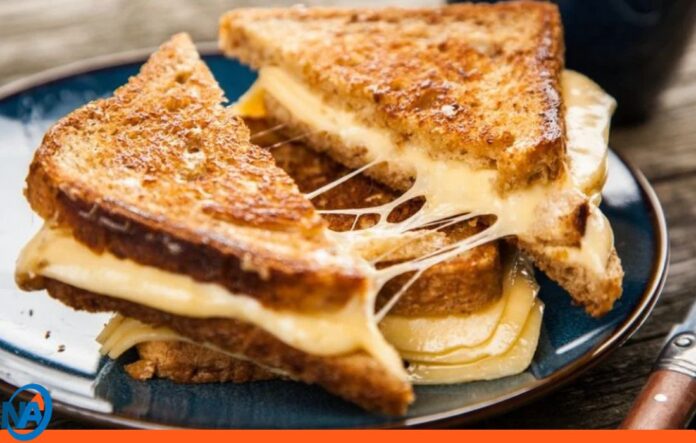 Sándwich doble queso Sándwich doble queso