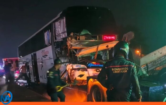 choque autobús camión Tocuyito