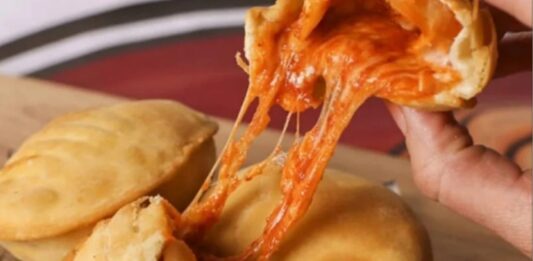 pastelitos de pizza
