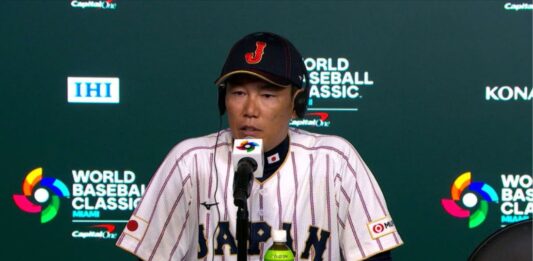 renuncia mánager Japón