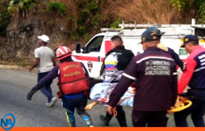 vuelco carretera Ricaurte vuelco carretera Ricaurte
