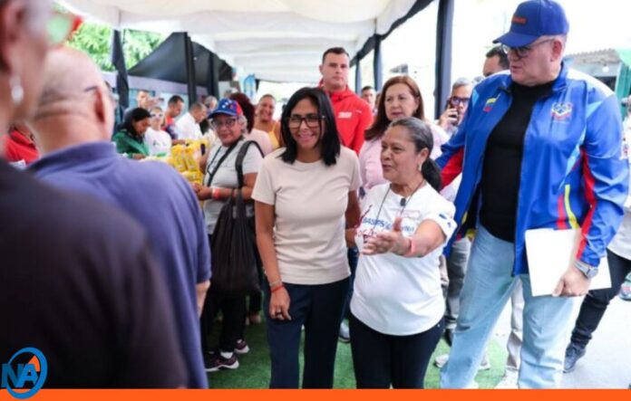 Delcy Rodríguez inauguró Base de Misiones en Caracas Delcy Rodríguez inauguró Base de Misiones en Caracas